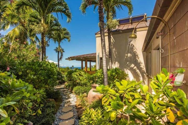 [Image: The Best of Indoor/Outdoor Living. a Mauna Kea Charmer!]