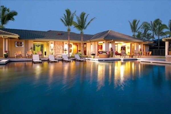 [Image: Luxury Property with Best Ocean Views! Mauna Kea Amenities]
