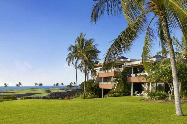 [Image: Mauna Lani Point Fairway and Ocean View - on 19 Acre Community with Pool and Spa]