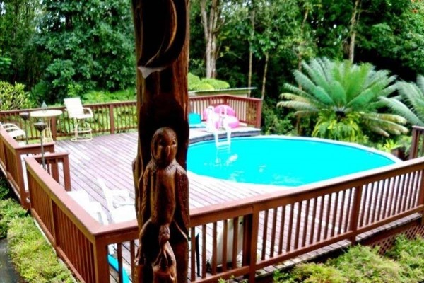 [Image: Pele's Garden-Private 2 Acre Estate with Pool]