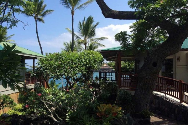 [Image: Two Oceanfront Cottages with Private Ocean Access on Historic Keauhou Bay.]