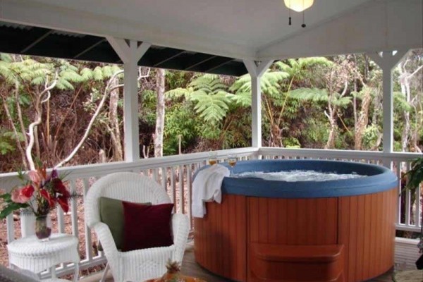 [Image: No Cleaning Fees, Privacy W/ Hot Tub, Fireplace 2.7 Miles from National Park]