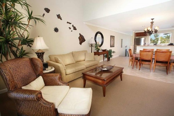 [Image: Take a Look....!!!! Beautiful Unit with Pool Overlook 2BR + Loft]