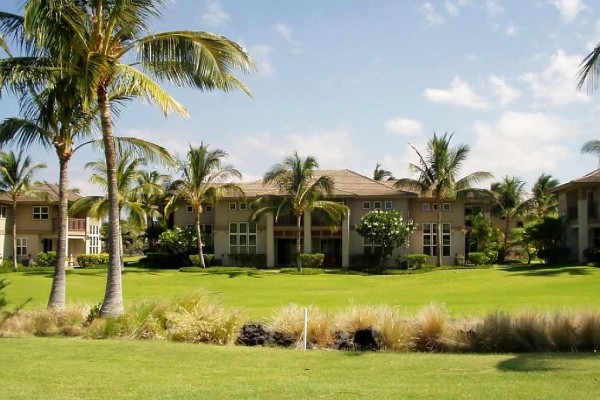 [Image: Beautiful Villa on Golf Course, Wireless Internet Virtual Tour]