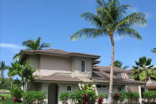 [Image: Colony Villa in Beautiful Waikoloa Beach Resort]