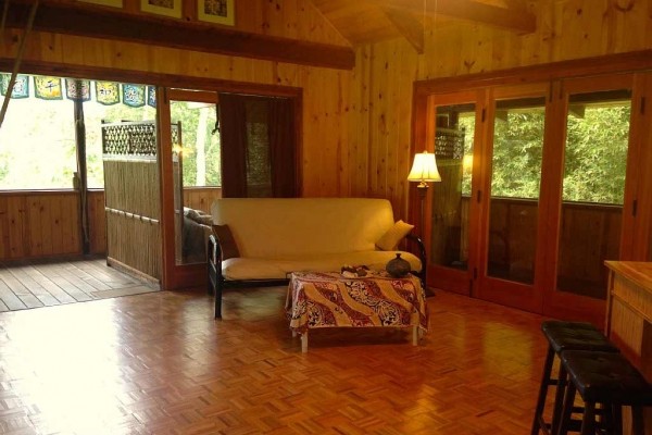 [Image: Peaceful, Private, &amp; Picturesque Hale in Wood Valley Paradise]