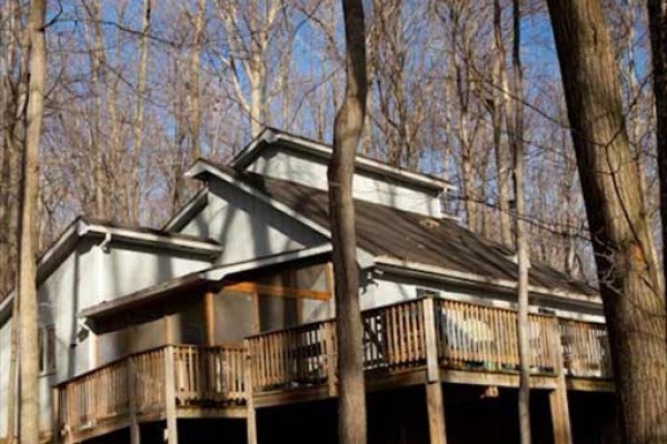 [Image: Treetop Cottage-Coolfont Mountainside Award Winning Resort]