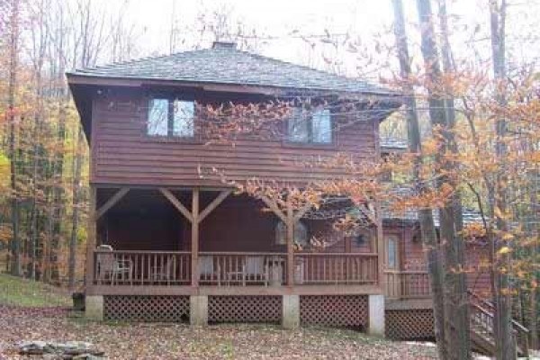 [Image: Cedar Dome - 6 Acre Wooded Lot, Wifi, 4th Night Free!]