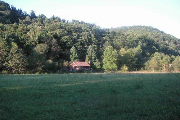 [Image: River-Side Home on 11 Acre, Walk Through Meadow to River]