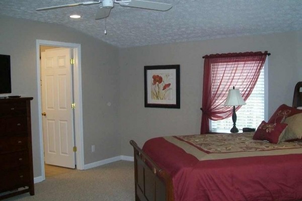 [Image: 'Brand New' Spacious Home- Secluded in the Heart of Canaan Valley! Sleeps 2- 14]