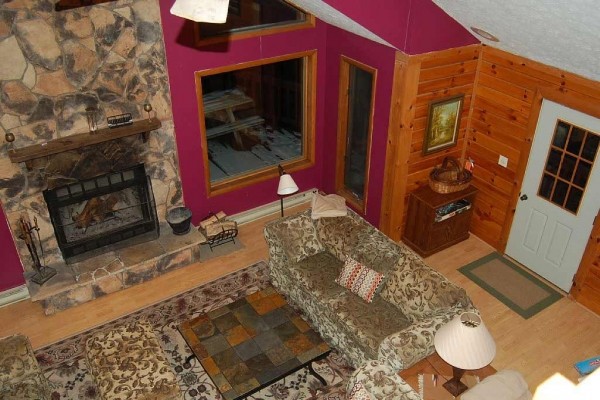 [Image: Beautiful Mountain House - Free Wifi, Hot Tub, Close to Skiing, Dolly Sods]