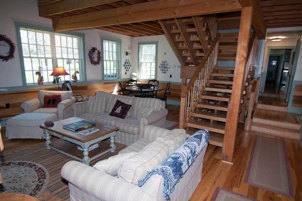 [Image: Spacious Mountain Home - Private and Secluded - 4th Night Free]
