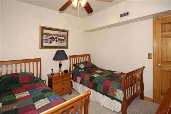 [Image: Ski in &amp; Ski Out at Timberline and Sleeps 20! What More Could You Ask for?]