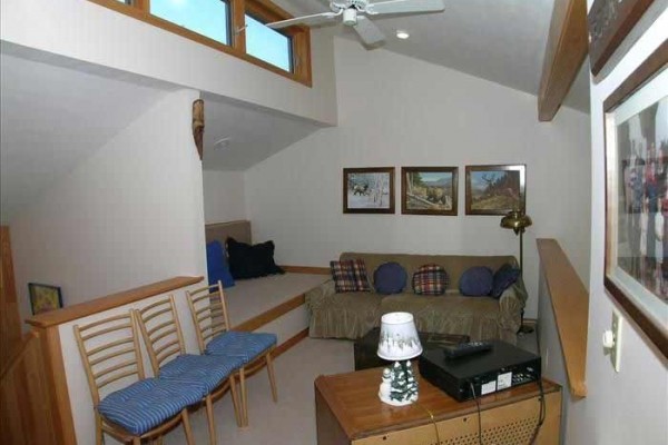 [Image: Comfortable Mountain Home is a Short Walk to the Timberline Trails!]