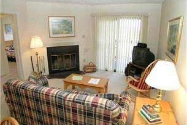 [Image: Beaver Ridge 259: 2 BR / 2 BA Two Bedroom Condo in Canaan Valley, Sleeps 6]