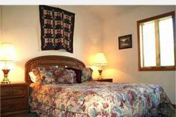 [Image: Deerfield 134: 3 BR / 2.5 BA Three Bedroom Condo in Canaan Valley, Sleeps 8]