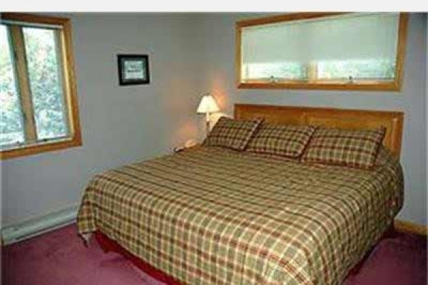 [Image: Deerfield 136: 4 BR / 3 BA Four Bedroom House in Canaan Valley, Sleeps 12]