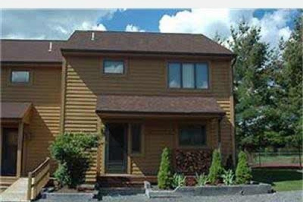 [Image: Deerfield 141: 3 BR / 3 BA Three Bedroom Condo in Canaan Valley, Sleeps 8]