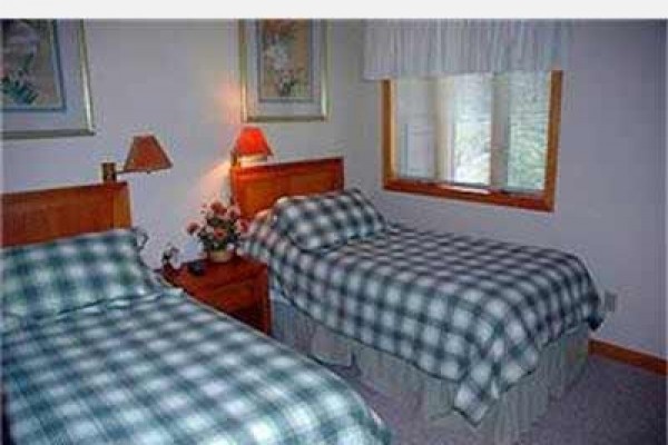 [Image: Deerfield 141: 3 BR / 3 BA Three Bedroom Condo in Canaan Valley, Sleeps 8]