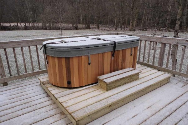 [Image: Luxury Mountain Cabin Inside Monongahela National Forest]