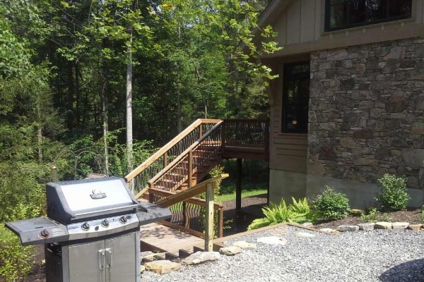 [Image: Mountain Luxury in the Heart of the New River Gorge]
