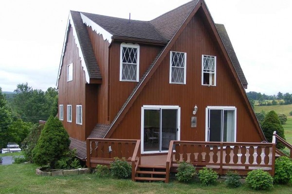 [Image: The Little Gingerbread House 5BR/3 Bath/Inground Pool and Kids Loft with 2 Twin]