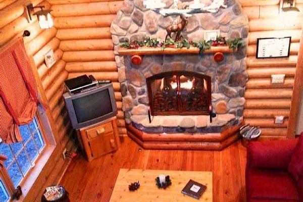 [Image: Little Mountain Retreat in Beautiful Pocahontas County]