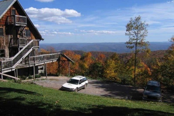 [Image: Cranberry Mountain Lodge-Private, Tranquil, Beautiful.]