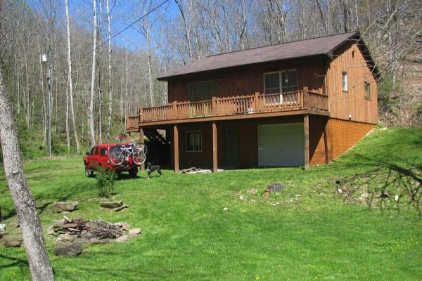 [Image: Serene, Cozy Cabin Nestled on the Greenbrier River Trail.]