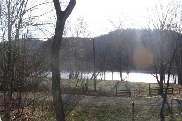 [Image: Serene, Cozy Cabin Nestled on the Greenbrier River Trail.]