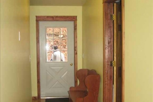 [Image: Serene, Cozy Cabin Nestled on the Greenbrier River Trail.]