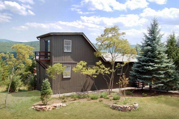 [Image: Lost River Cabin - Nestled on 5 Acres with Spectacular Mountain Views]