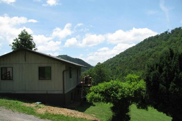 [Image: Lost River Swiss Cottage/10 Acres/Streams/Foot Bridge/Sweeping Views/Brook Trout]