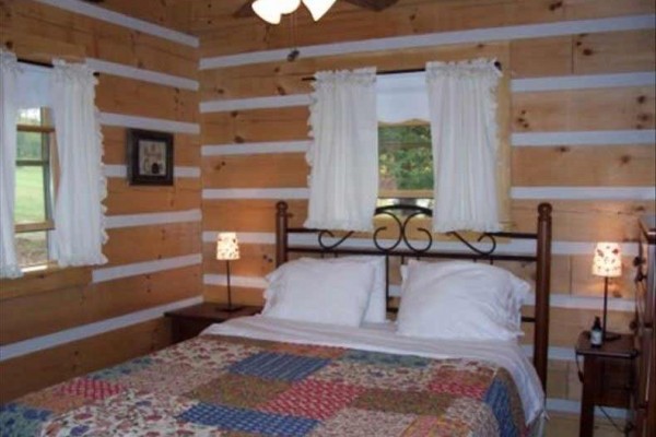 [Image: Locust Hill Cabin - Home Away from Home]