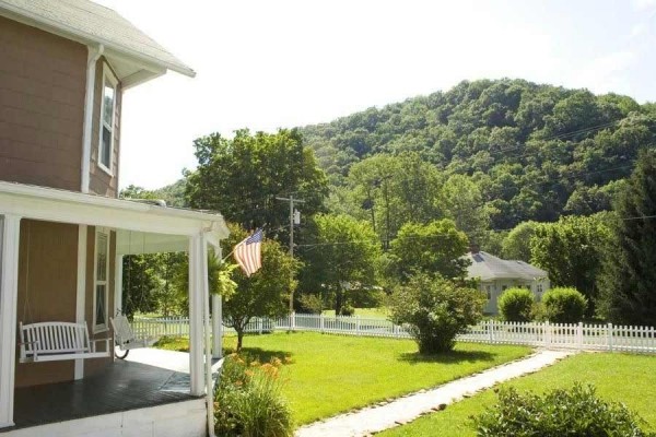 [Image: Marlin's Roost - Heart of Pocahontas County, Wv]