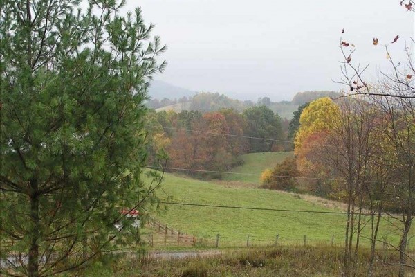 [Image: New Cottage in Serene Mountains Near New River Gorge]