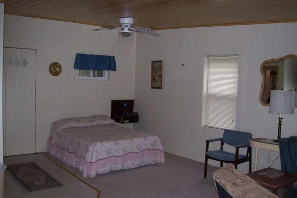 [Image: Cottage on Greenbrier River]