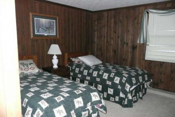 [Image: "Mountain Ecstasy" 6 Bedroom + Loft Home Sleeps 16 Comfortably]
