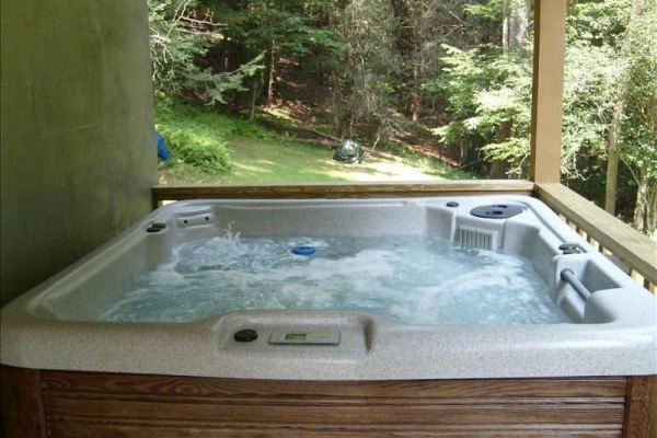 [Image: 1 Wkend Left in July! Cabin W/Private Hot Tub, Close to Biking, Hiking, Fishing]