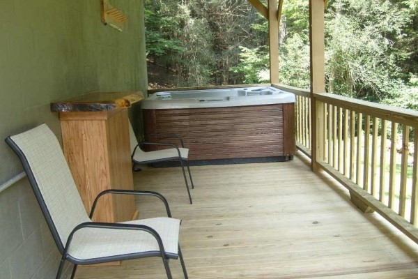 [Image: 1 Wkend Left in July! Cabin W/Private Hot Tub, Close to Biking, Hiking, Fishing]