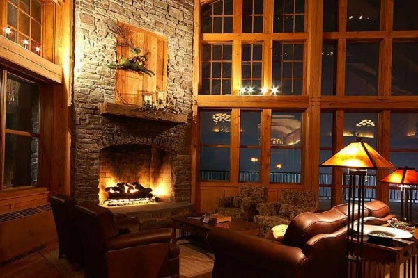 [Image: Soaring Eagle Lodge - Snowshoe's Newest, Platinum Rated]