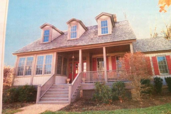 [Image: Spacious Home a Short Stroll from the Historic Greenbrier Resort &amp; Casino]