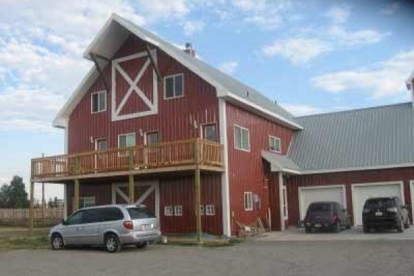 [Image: Fall River Lodge (Shootout Barn, Family Reunion Lodge, Ashton)]