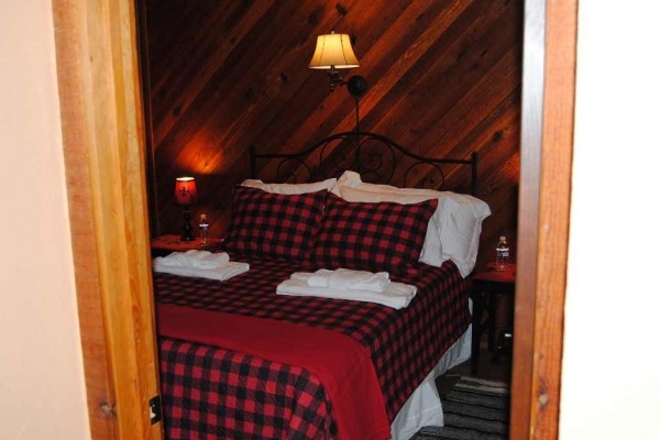 [Image: Completely Private 40 Acre Lodge on Fall River Targhee Natlfor]