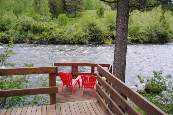 [Image: Completely Private 40 Acre Lodge on Fall River Targhee Natlfor]