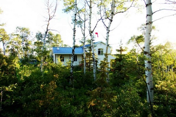 [Image: Aspen Hideout Near Yellowstone, Island Park, Grand Teton, Henry's Fork River]