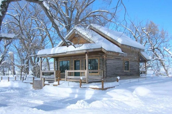 [Image: Idaho's Henry's Fork Ranch Offers Guests More Than All the Others.]