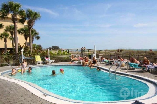 [Image: Best Location on the Beach. Top Resort, Big Savings!]
