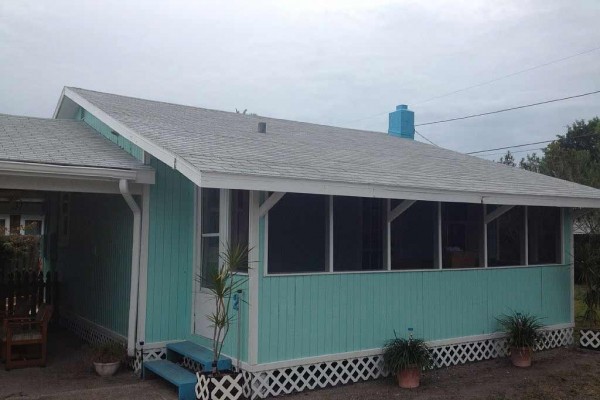 [Image: The Sunshine Cottage. Walk to Beach, Shops, Dining &amp; Water Sports]