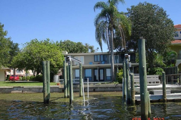 [Image: Magnificent Gulf of Mexico Oceanfront Home!]